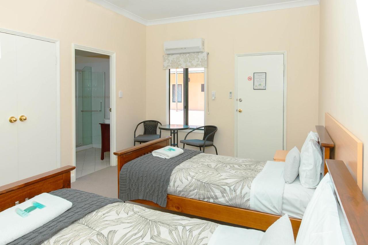 Settlers Hotel يورك المظهر الخارجي الصورة