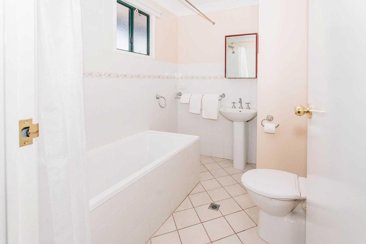 Settlers Hotel يورك المظهر الخارجي الصورة